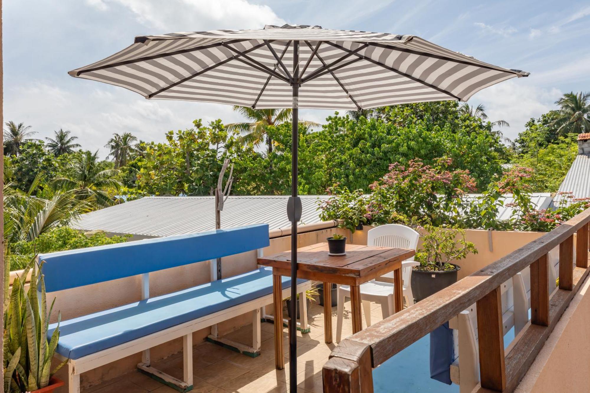 Nemo Inn Omadhoo Εξωτερικό φωτογραφία