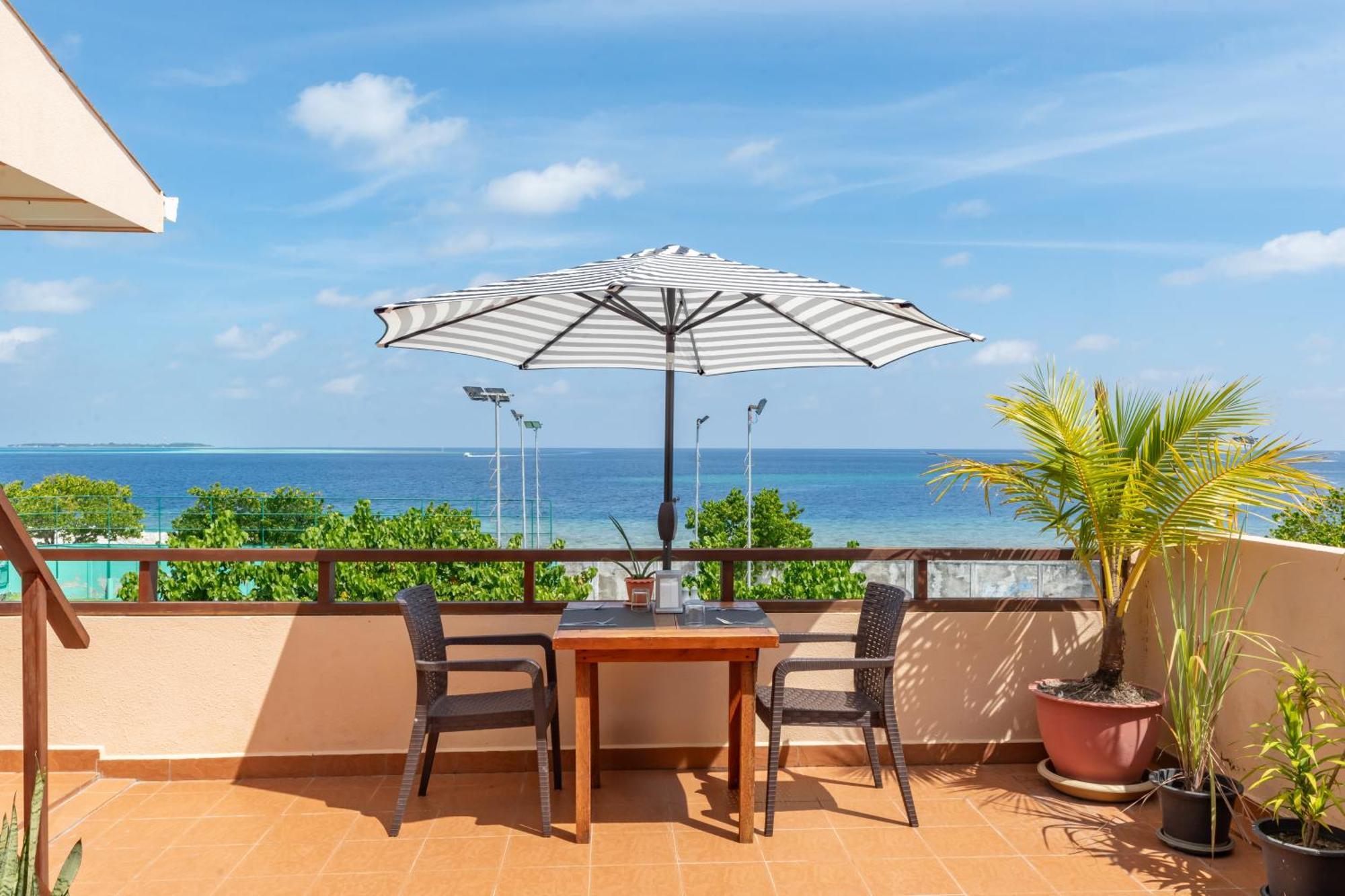 Nemo Inn Omadhoo Εξωτερικό φωτογραφία